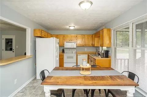 7147 Lee Ave, Wade, NC 28395 photo 7