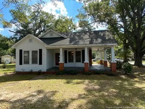 207 Old Post Rd, Erwin, NC 28339 photo 1