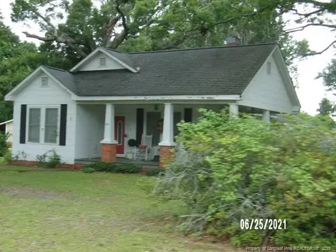 207 Old Post Rd, Erwin, NC 28339 photo 2