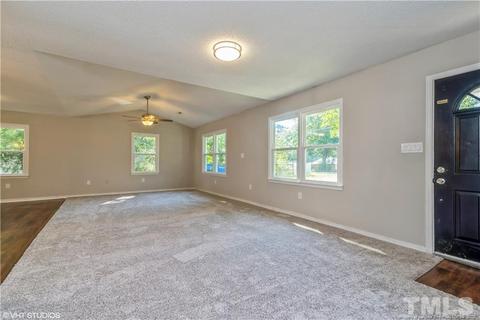 121 Eason Dr, Rockingham, NC 28379 photo 2