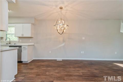 121 Eason Dr, Rockingham, NC 28379 photo 6