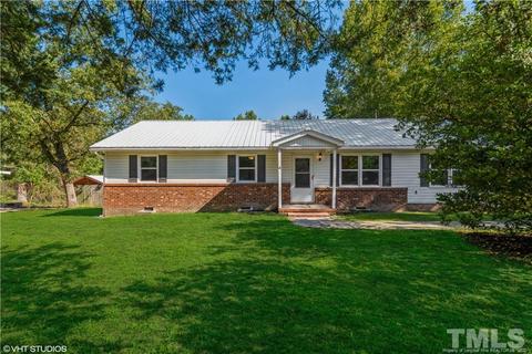 121 Eason Dr, Rockingham, NC 28379 photo 1