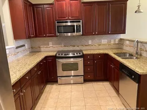 74 Pine Hawk Dr, Spring Lake, NC 28390 photo 5