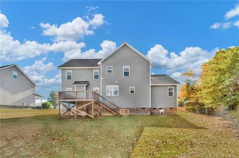157 Regimental Dr, Cameron, NC 28326 photo 2