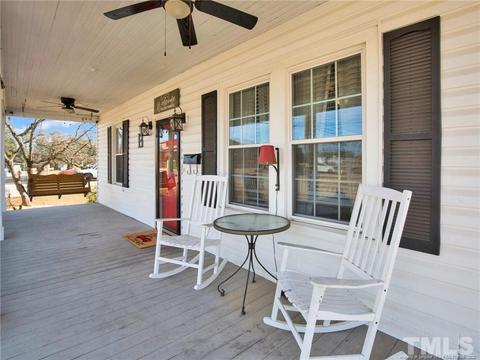311 E St, Erwin, NC 28339 photo 4