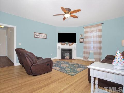 311 E St, Erwin, NC 28339 photo 5