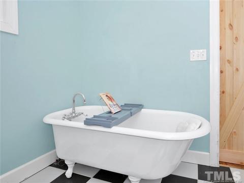 311 E St, Erwin, NC 28339 photo 18
