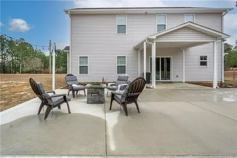 2426 Calloway Dr, Raeford, NC 28376 photo 3