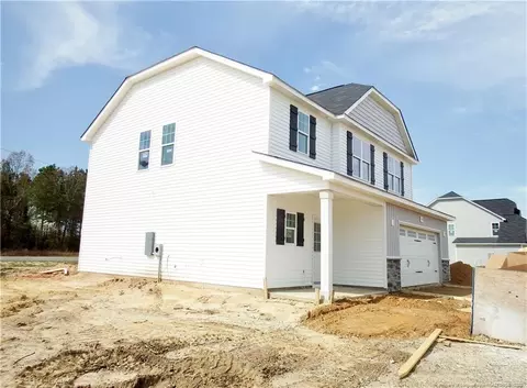 48 Wild Stream Ct, Erwin, NC 28339 photo 4