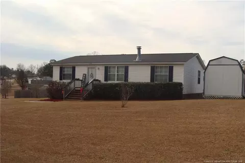 170 Jamestown Dr, Spring Lake, NC 28390