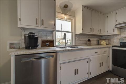 506 W J St, Erwin, NC 28339 photo 10
