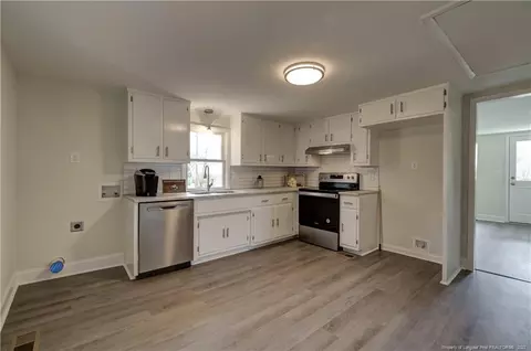 506 W J St, Erwin, NC 28339 photo 14