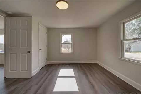 506 W J St, Erwin, NC 28339 photo 5
