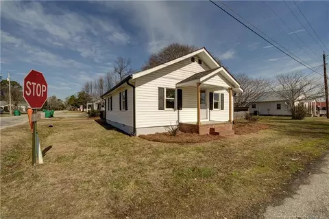 506 W J St, Erwin, NC 28339 photo 22