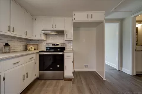 506 W J St, Erwin, NC 28339 photo 9