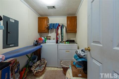 900 Circle St, Clinton, NC 28328 photo 14