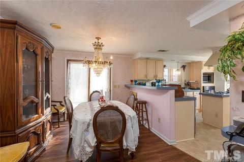 900 Circle St, Clinton, NC 28328 photo 6