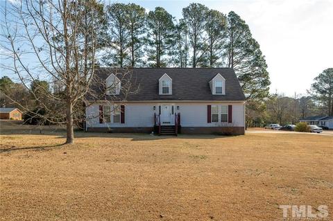 900 Circle St, Clinton, NC 28328 photo 1