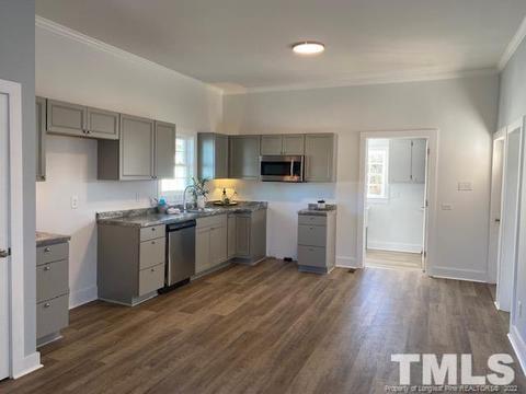 107 N 12th St, Erwin, NC 28339 photo 5