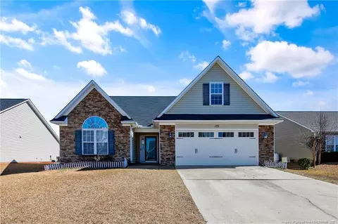 175 Ranier Dr, Raeford, NC 28376 photo 2
