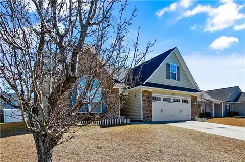 175 Ranier Dr, Raeford, NC 28376 photo 4