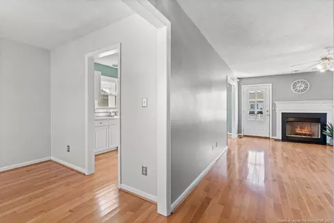 709 Maple Ave, Dunn, NC 28334 photo 5