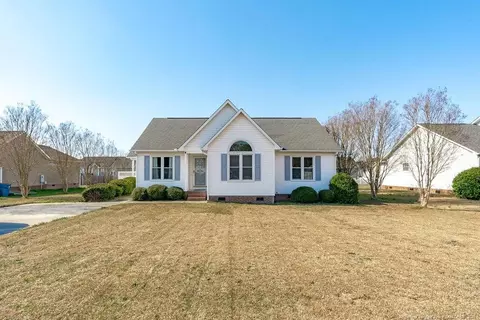 709 Maple Ave, Dunn, NC 28334 photo 1