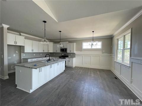 173 Scholar Dr, Spring Lake, NC 28390 photo 6