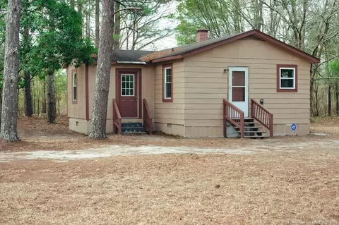 802 S Patterson St, Maxton, NC 28364 photo 1