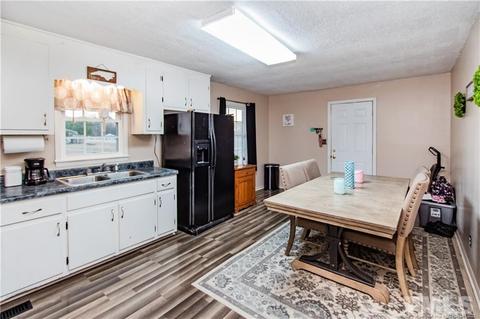 507 W C St, Erwin, NC 28339 photo 13