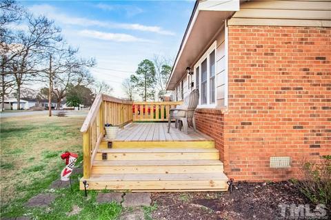 507 W C St, Erwin, NC 28339 photo 6