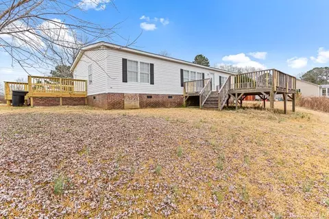 3874 Titan Roberts Rd, Erwin, NC 28339 photo 1