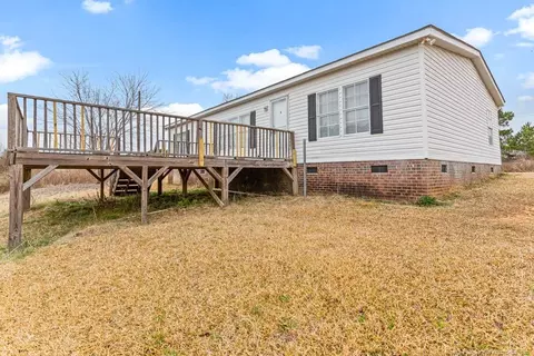 3874 Titan Roberts Rd, Erwin, NC 28339 photo 2