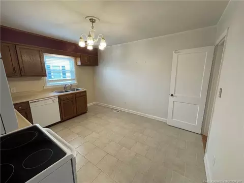 119 Joy St, Dunn, NC 28334 photo 26