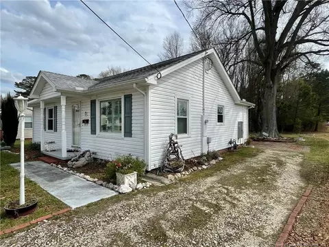 119 Joy St, Dunn, NC 28334 photo 9