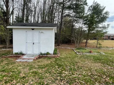 119 Joy St, Dunn, NC 28334 photo 13