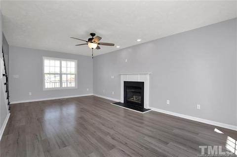 135 Lenoir Dr, Spring Lake, NC 28390 photo 9