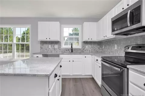 135 Lenoir Dr, Spring Lake, NC 28390 photo 15