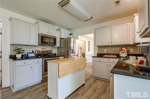 205 Regimental Dr, Cameron, NC 28326 photo 4