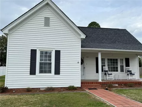 202 E F St, Erwin, NC 28339 photo 1
