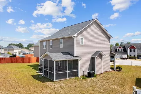33 Hanson Ct, Bunnlevel, NC 28323 photo 6