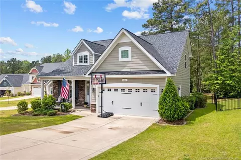 128 Valley Stream Rd, Spring Lake, NC 28390 photo 2