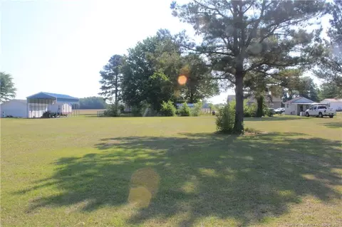 794 Core Rd, Dunn, NC 28334 photo 2