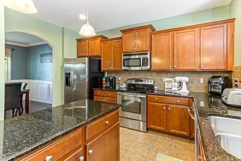 100 Stonehurst Dr, Spring Lake, NC 28390 photo 7