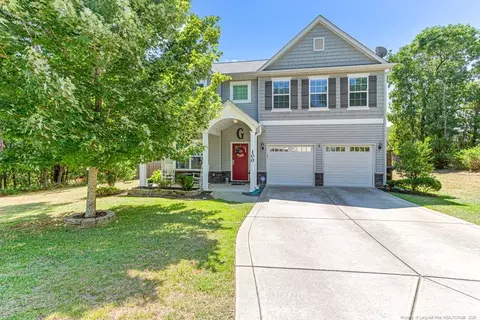 100 Stonehurst Dr, Spring Lake, NC 28390 photo 1
