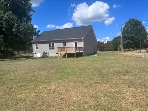 1127 Friendly Rd, Dunn, NC 28334 photo 3