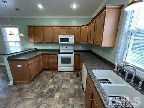 407 S 14th St, Erwin, NC 28339 photo 7
