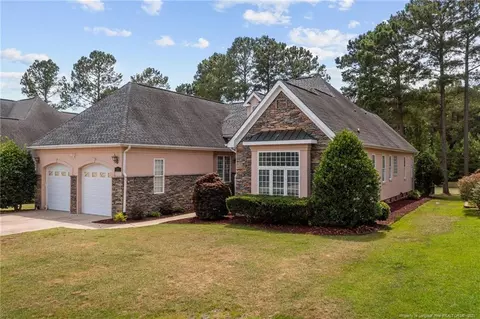255 Falling Water Rd, Spring Lake, NC 28390 photo 2