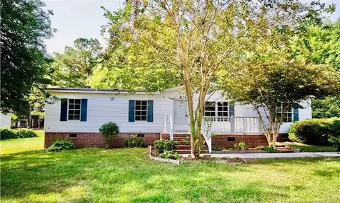 25 Drake Cir, Bunnlevel, NC 28323 photo 2