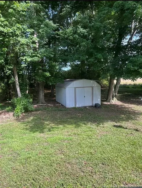 25 Drake Cir, Bunnlevel, NC 28323 photo 7